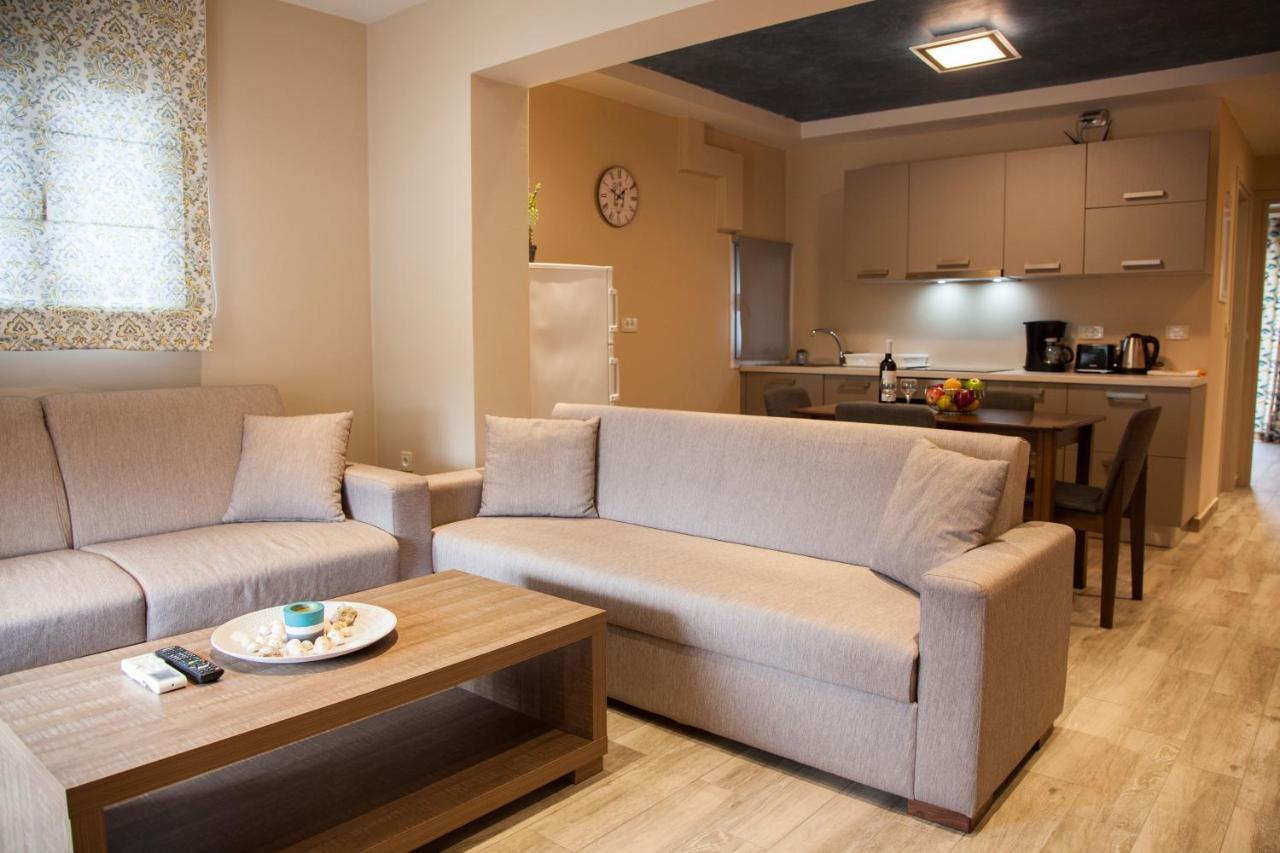 Paporas Apartments Свороната Экстерьер фото