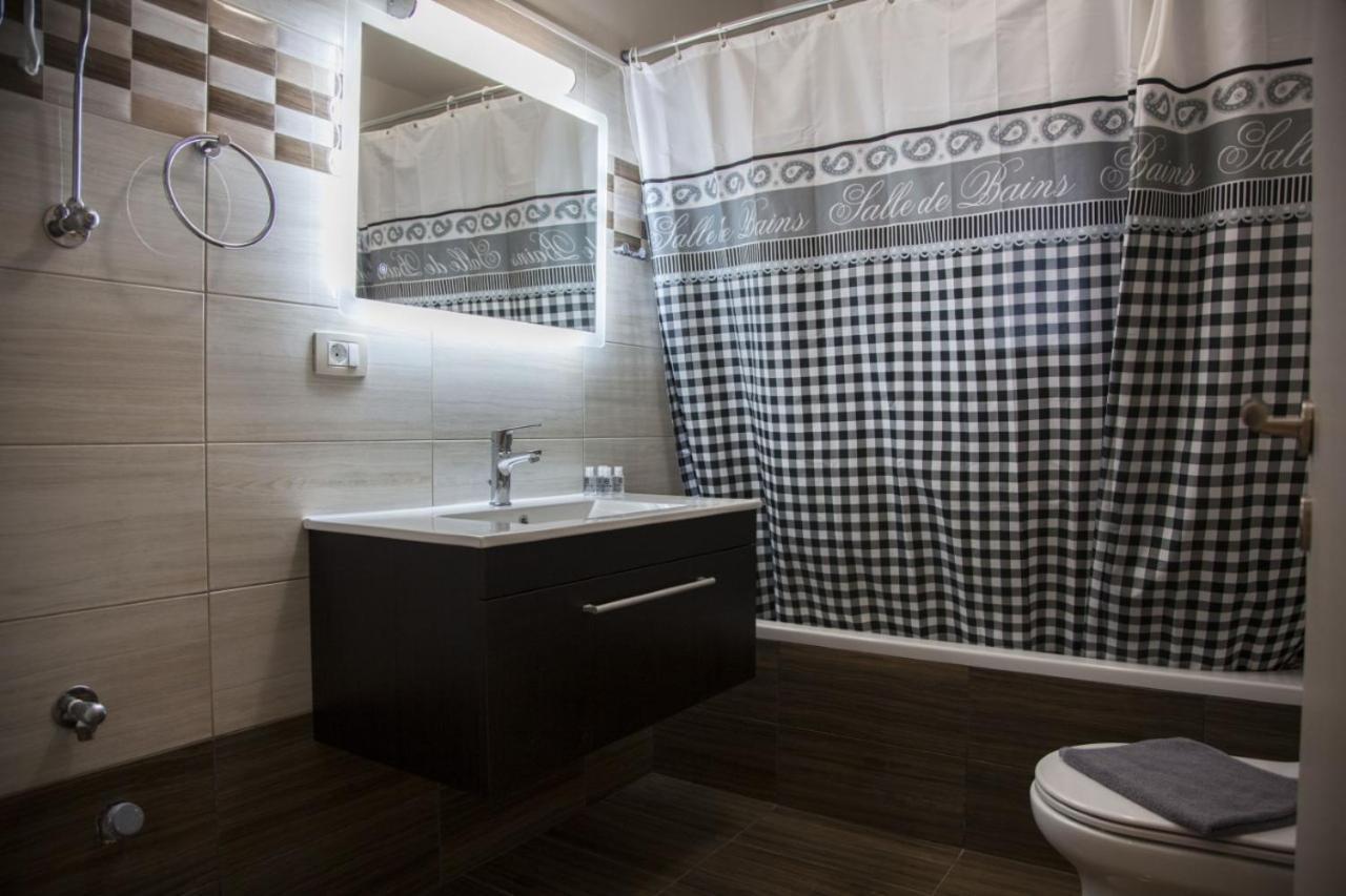 Paporas Apartments Свороната Экстерьер фото